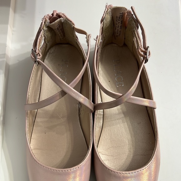 🩰 🎀 Pink Ballet Style Girl Flats/Shoes Size 11 🩰 🎀 - Picture 3 of 4